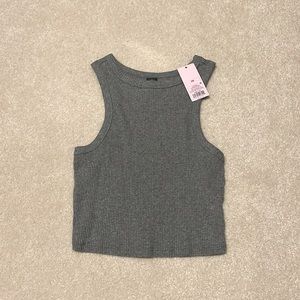 Cropped tank